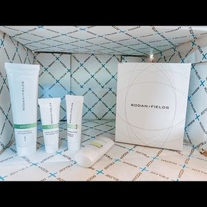 Rodan and Fields MINI/travel regimen